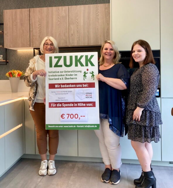 Spendenübergabe vom Küchenstudio „Genau meine Küche“